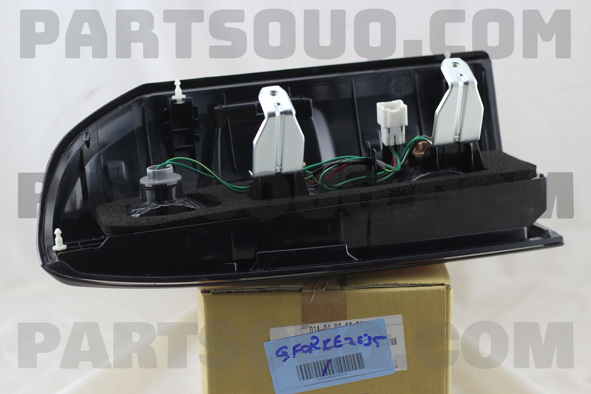 LAMP ASSY-REAR COMBINATION,LH 26555VV00A | Nissan Parts | PartSouq