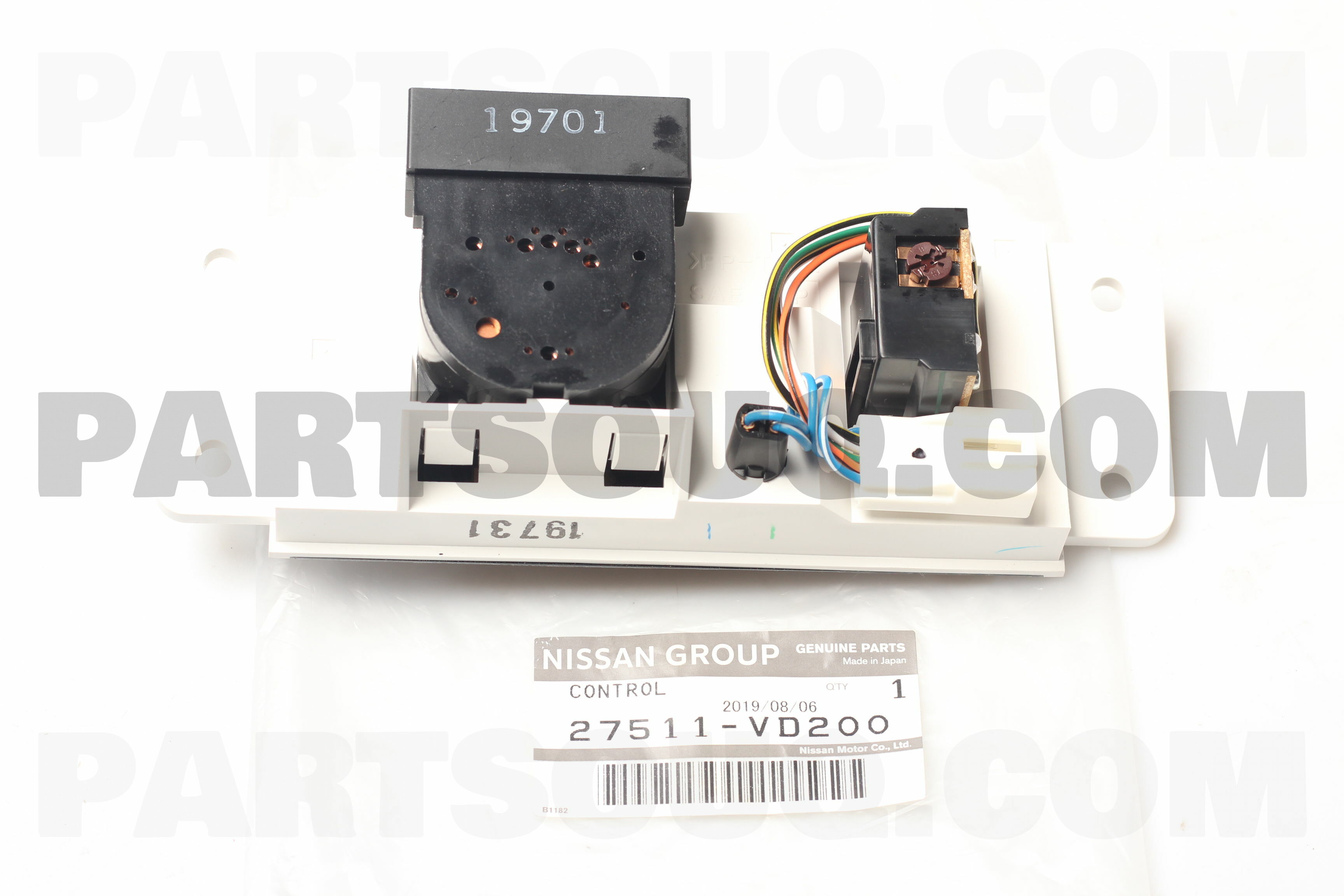 CONTROL UNIT ASSY-REAR AIR CONDITIONER 27511VD200 | Nissan