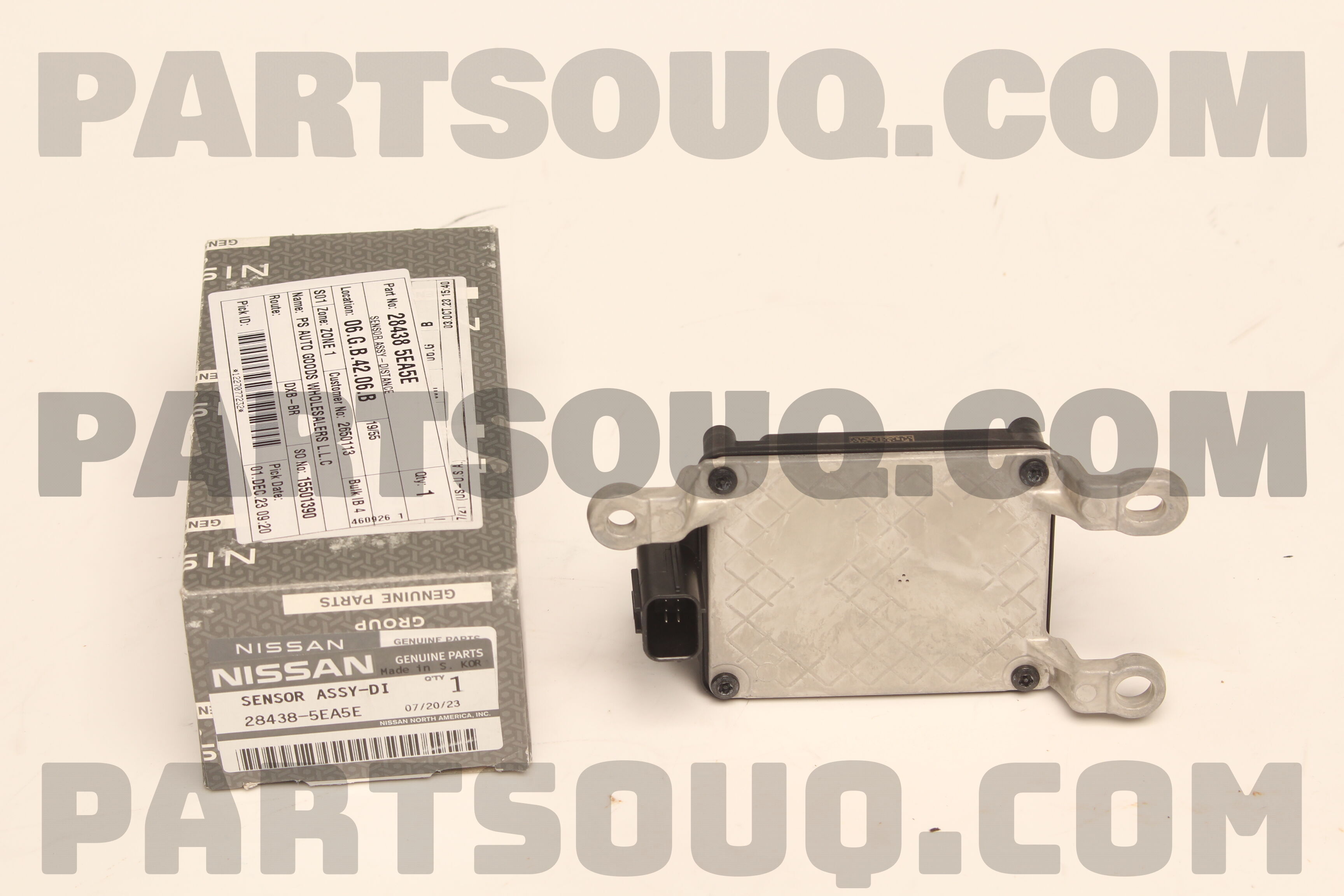 SENSOR ASSY-DISTANCE 284385EA5E | Nissan Parts | PartSouq
