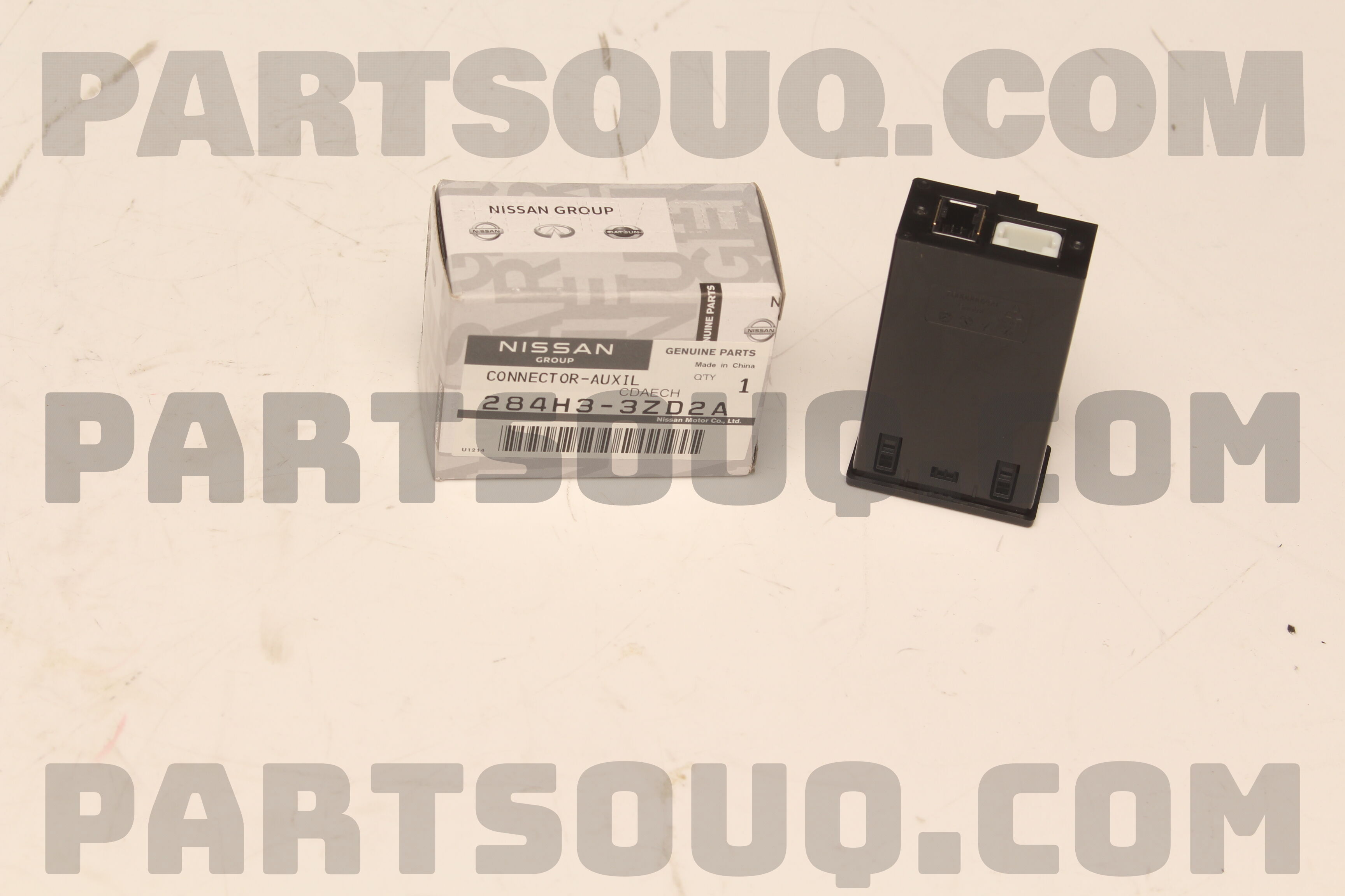 CONNECTOR AUXIL 284H33ZD2A | Nissan Parts | PartSouq