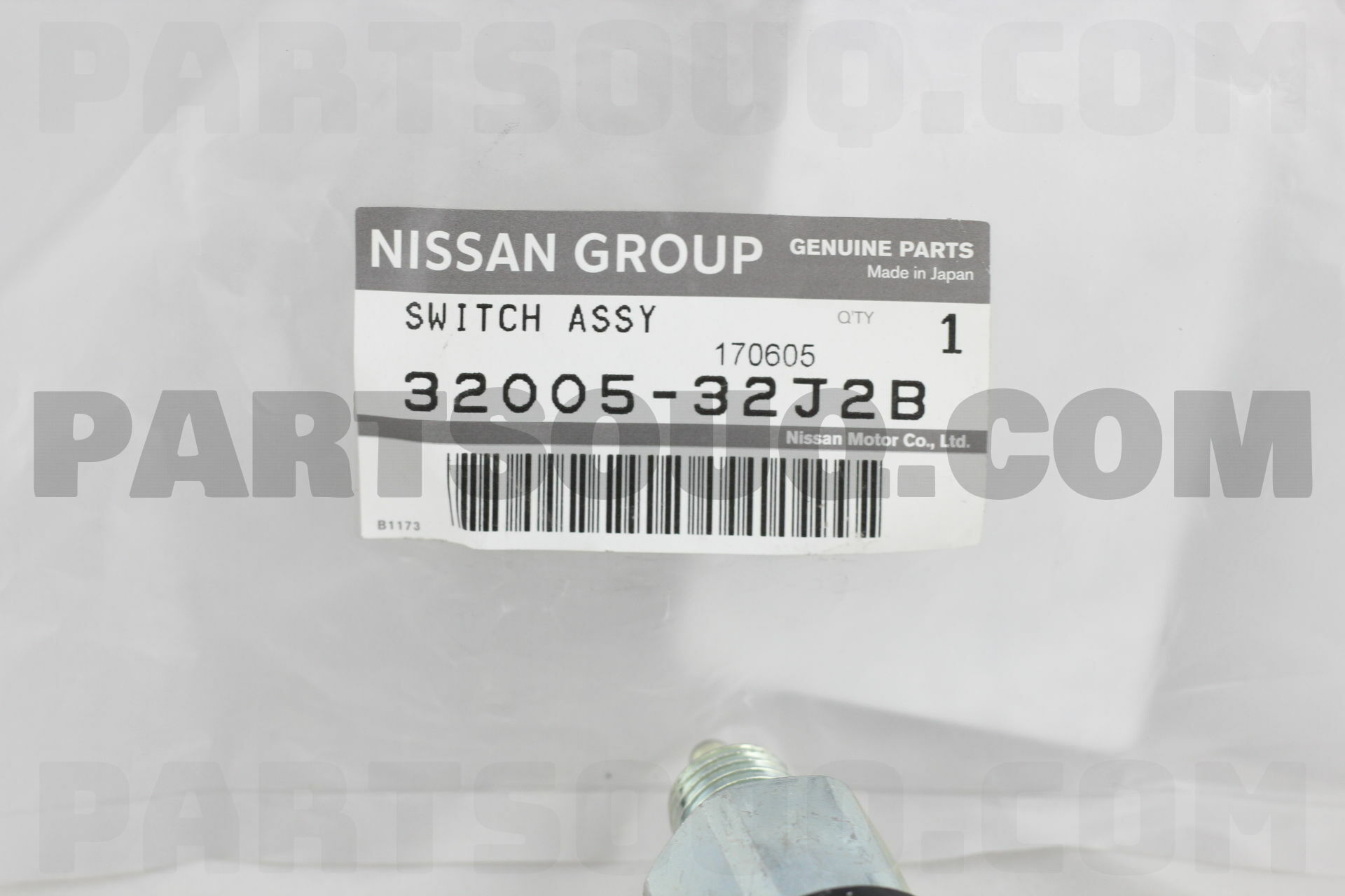3200532J2B Nissan SWITCH ASSY-REVERSE LAMP