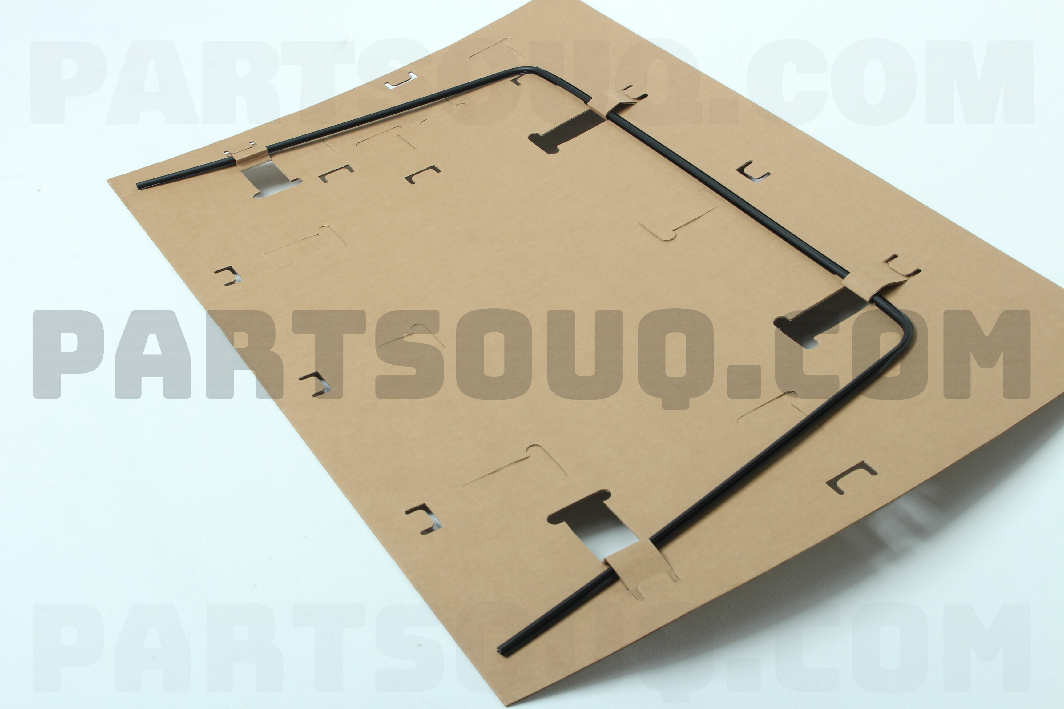 MOULDING-WINDSHIELD UPPER,CENTER 72752EA000 | Nissan Parts
