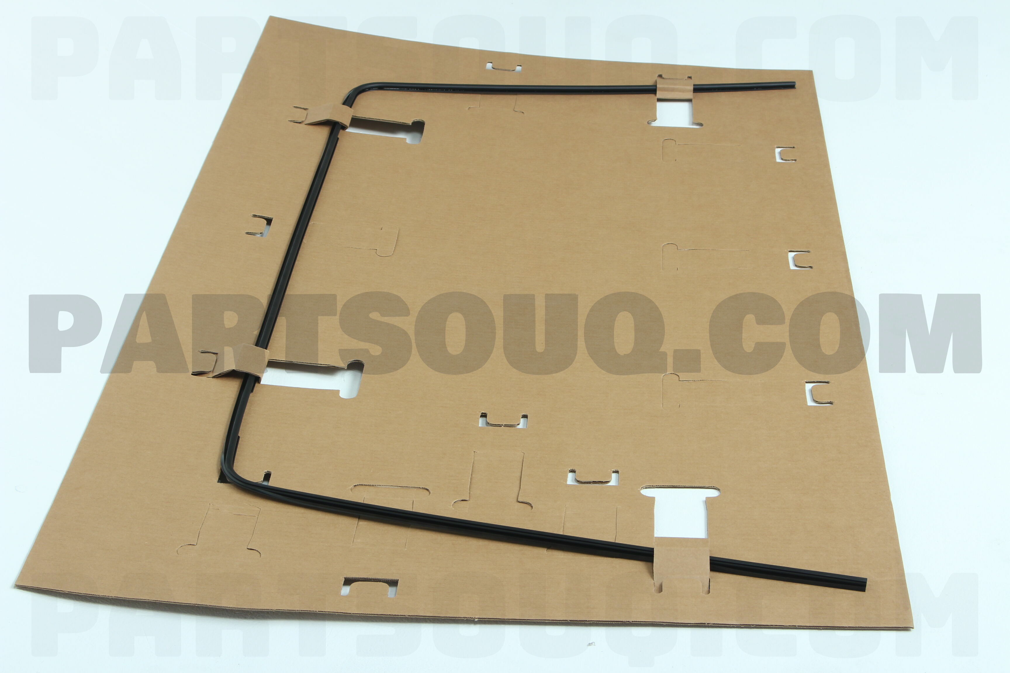 MOULDING-WINDSHIELD UPPER,CENTER 72752EA000 | Nissan Parts