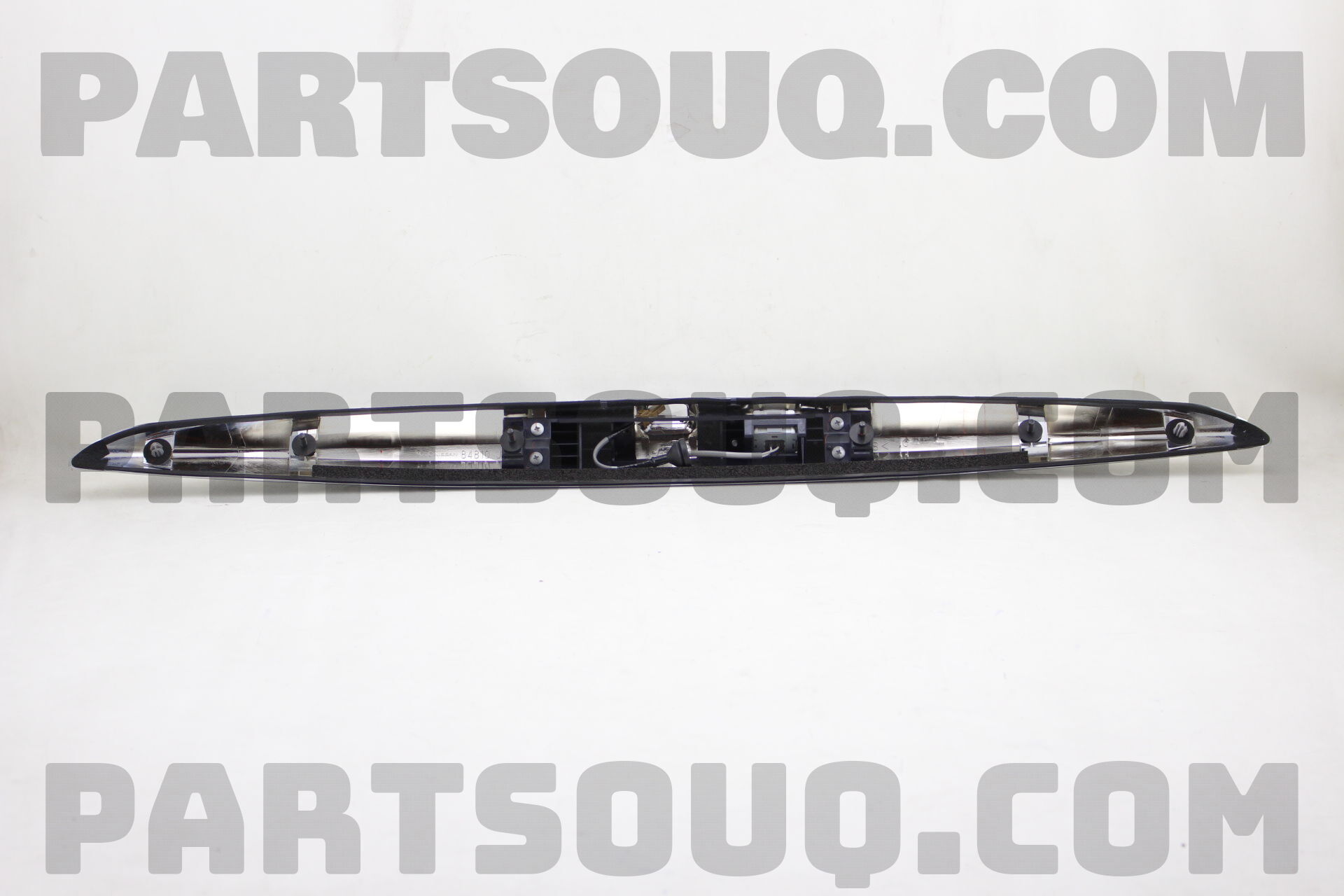 FIN ASSY-TRUNK 84810JK660 | Nissan Parts | PartSouq