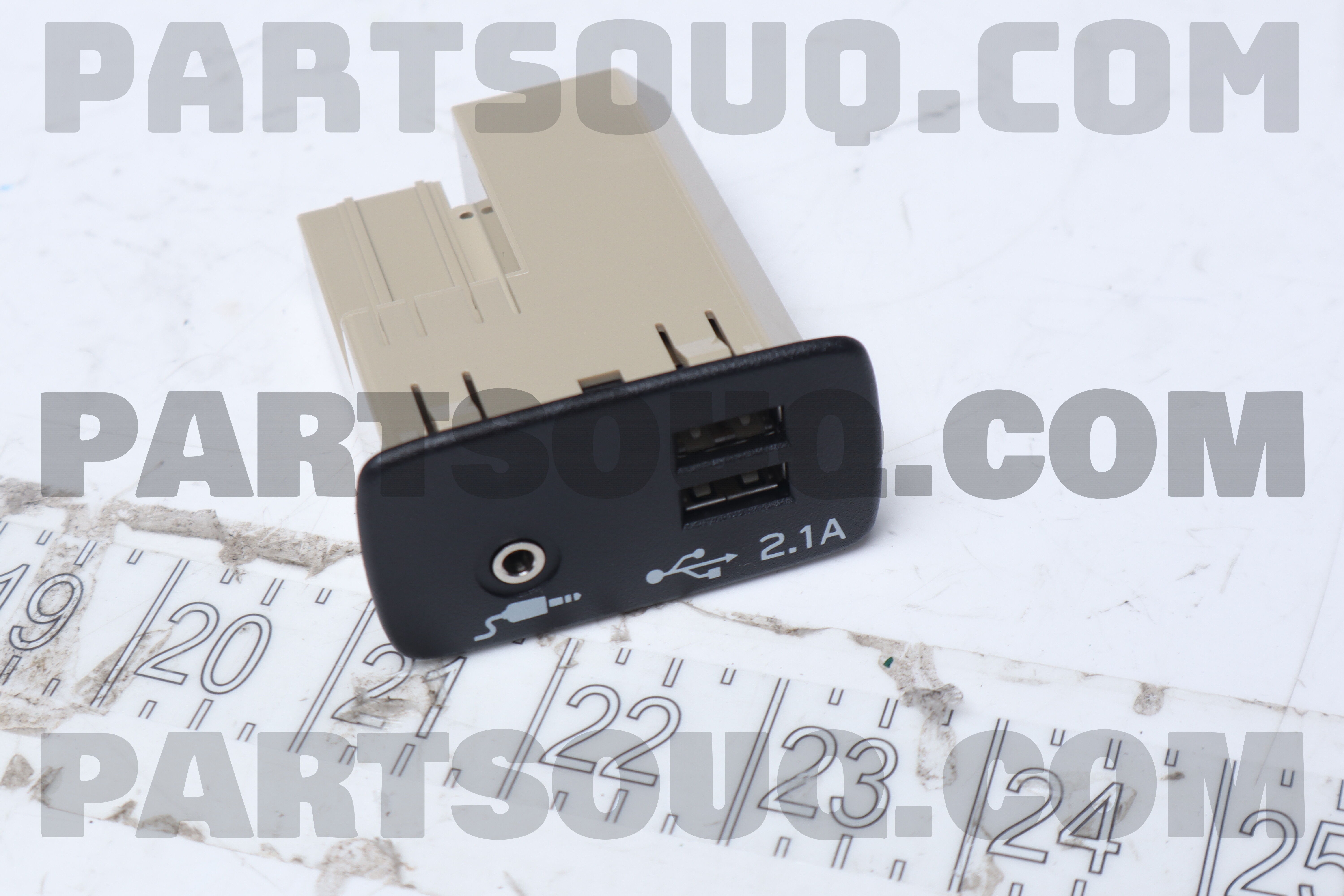 AUX UNIT ASSY USB 86257VA131 | Subaru Parts | PartSouq