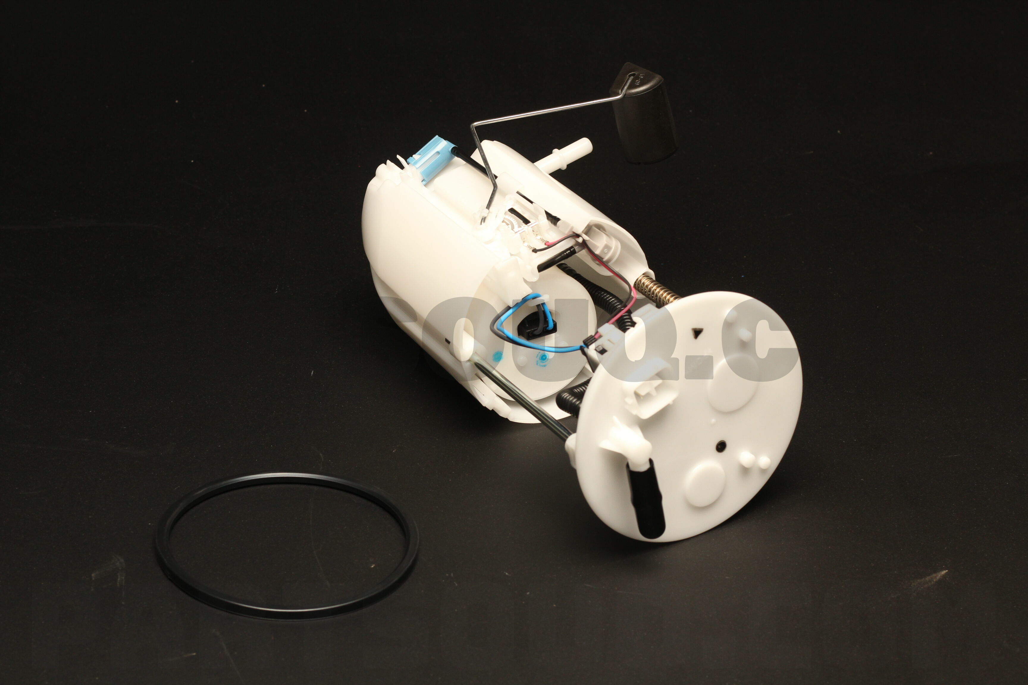 【１着でも送料無料】 1510077850 (JB416&JB424,3D) FUEL ASSY PUMP | Parts Suzuki トップス
