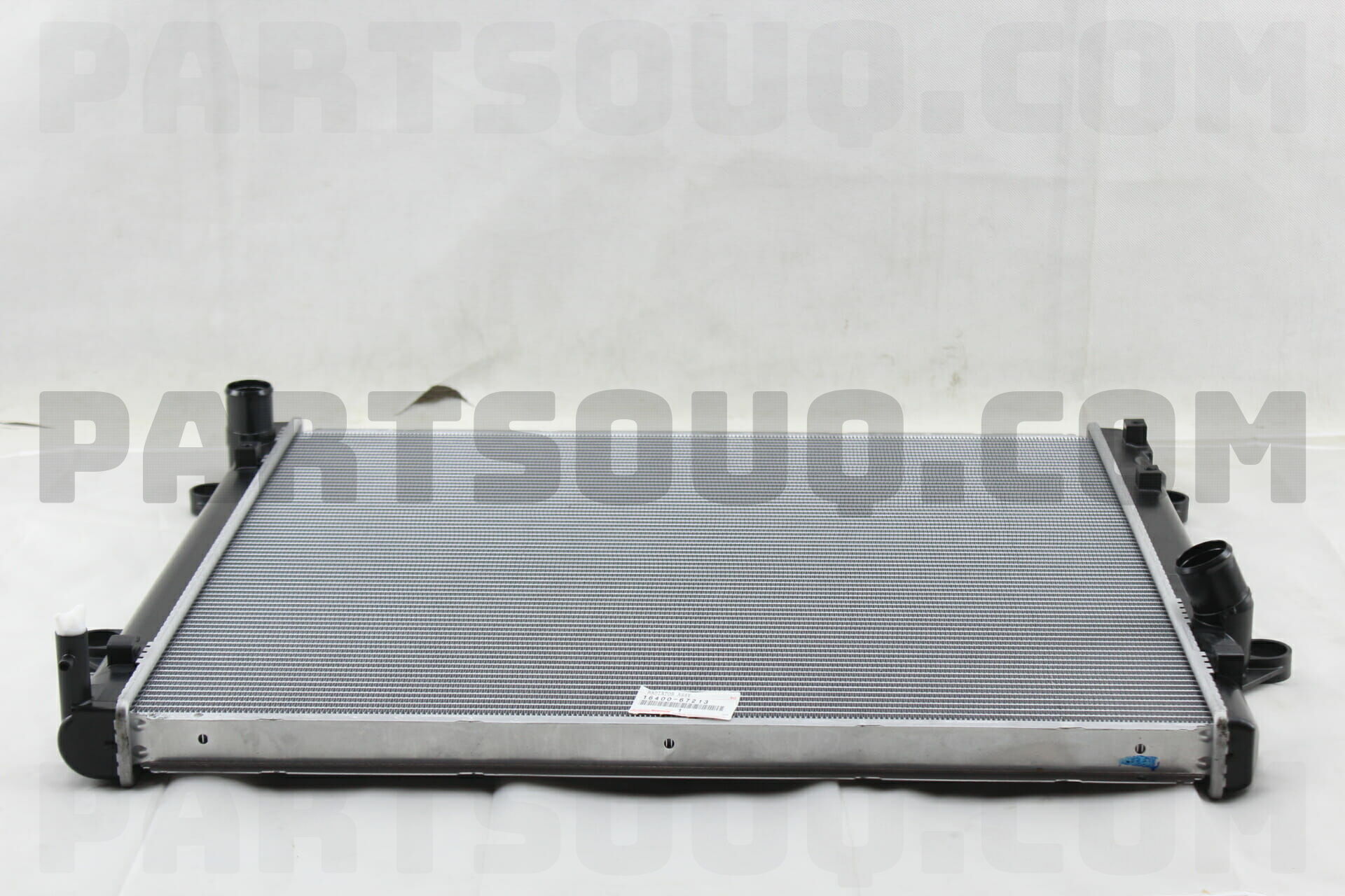 【専用】 Toyota Genuine LAND CRUISER UZJ200 Radiator assy 16400-50372