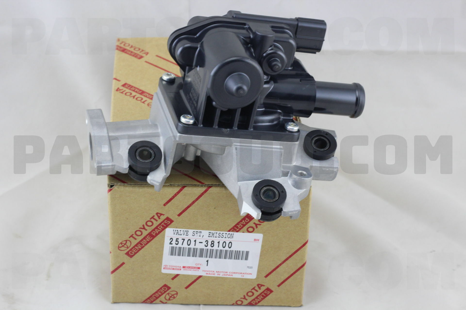 VALVE ASSY, AIR SWITCHING 2570138100 | Toyota Parts | PartSouq