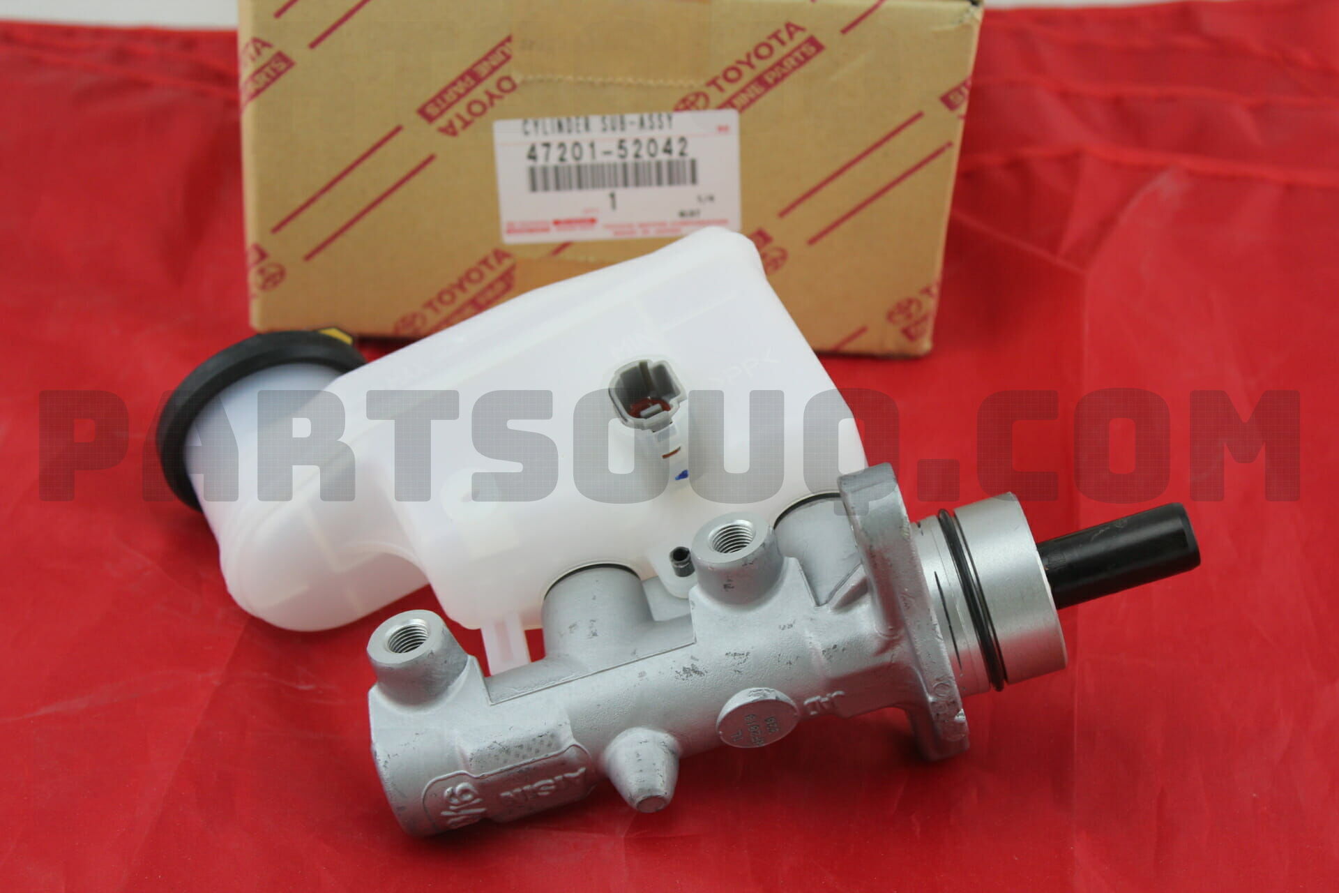 Amazon.com: Brake Master Cylinder OE# 472013D020 MC39996