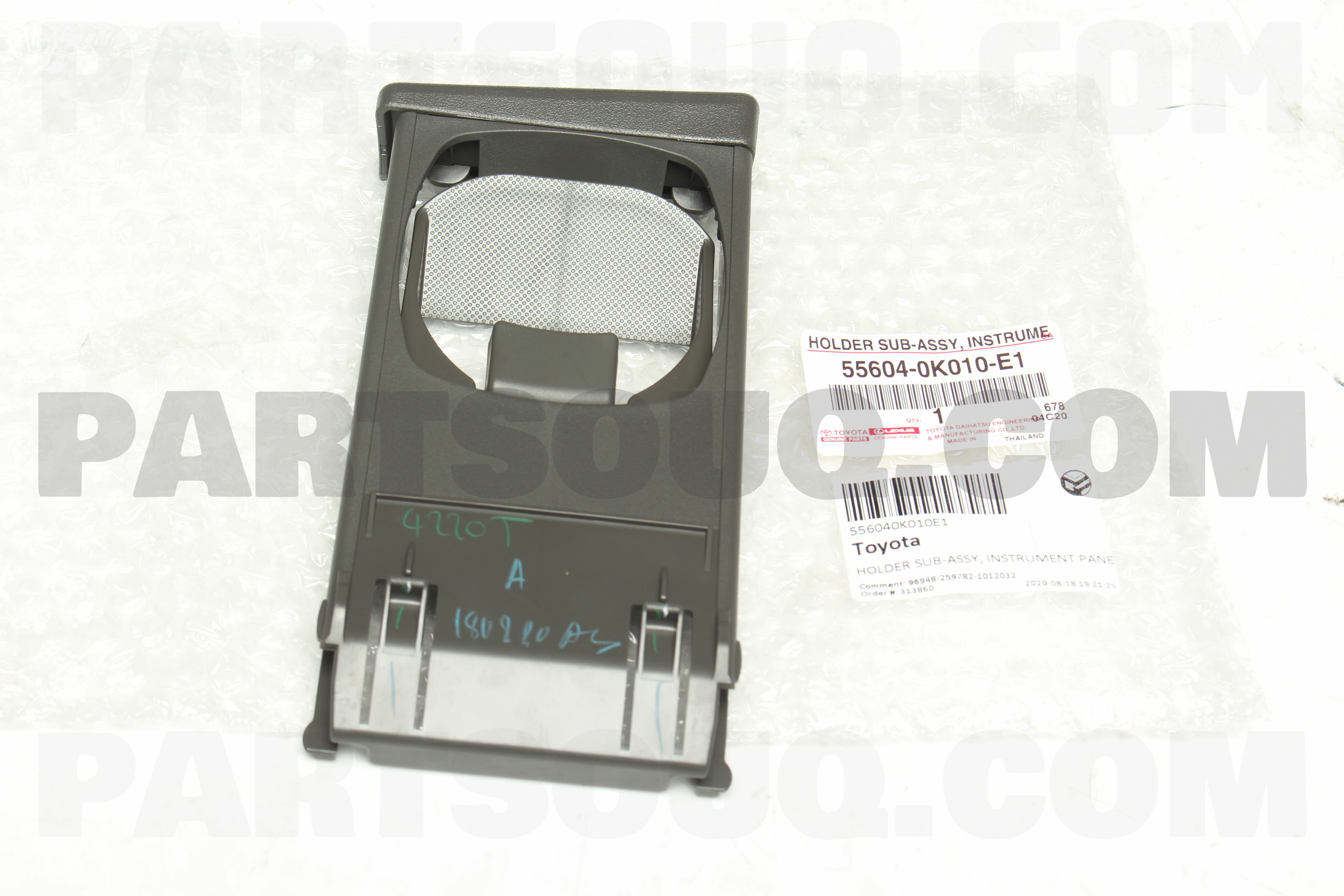 信頼への信頼 SUB-ASSY, HOLDER INSTRUMENT Toyota | 556040K010E0 CUP PANEL 版画