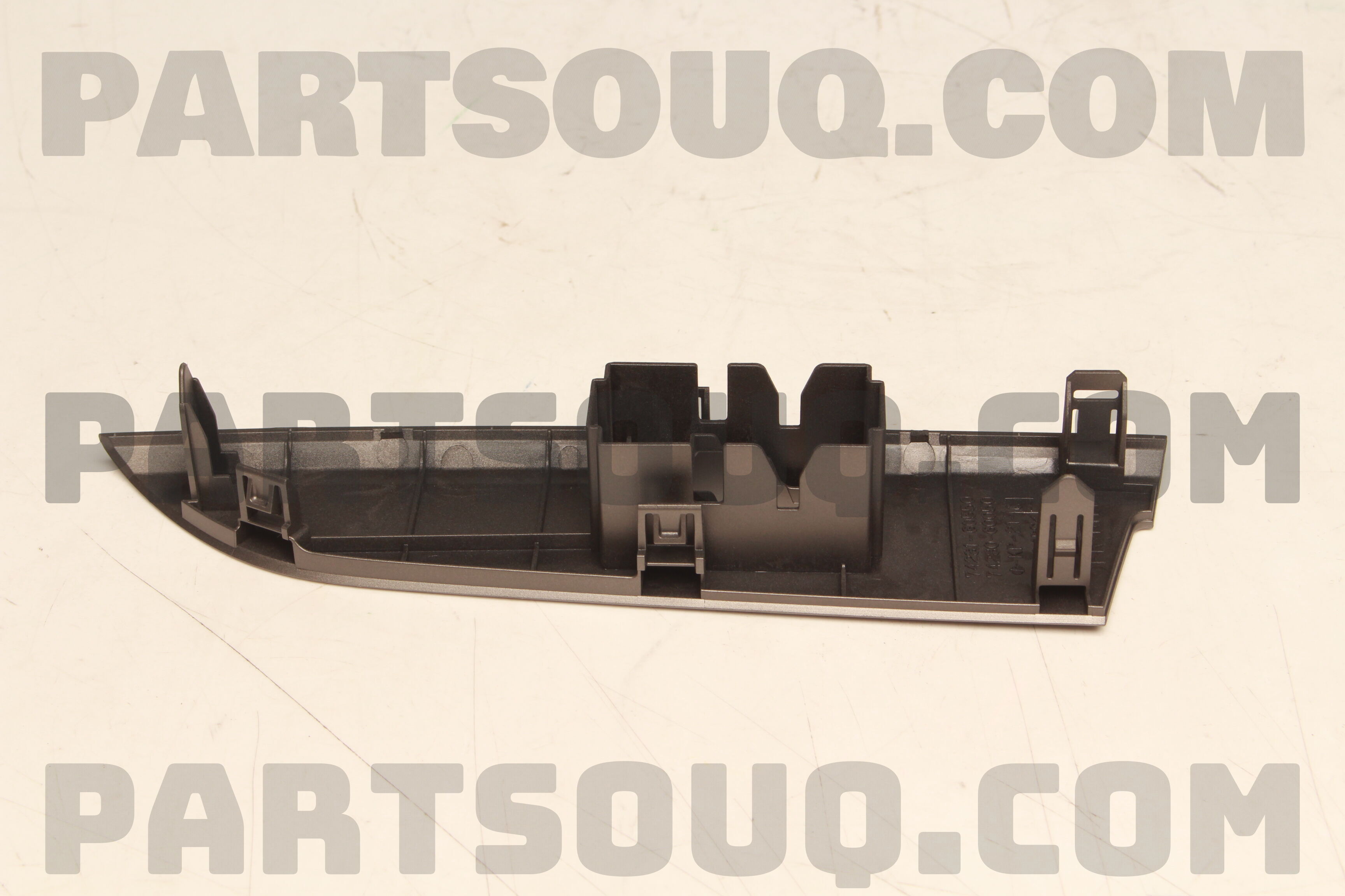 DEFLECTOR, RADIATOR SIDE, RH 5329308040 | Toyota Parts | PartSouq