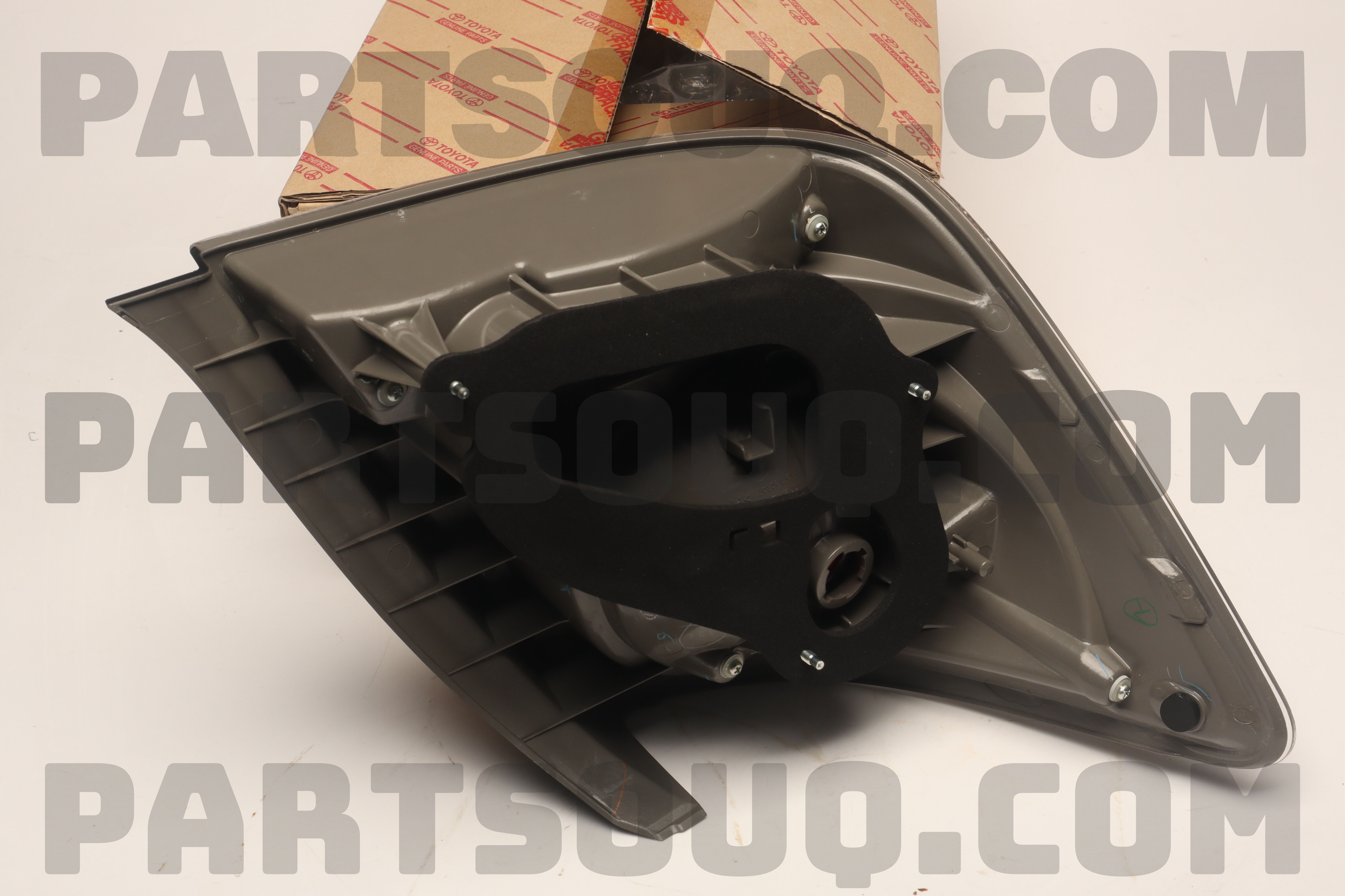 SOCKET & WIRE SUB-ASSY, REAR COMBINATION LAMP, RH/LH 8155513510 ...