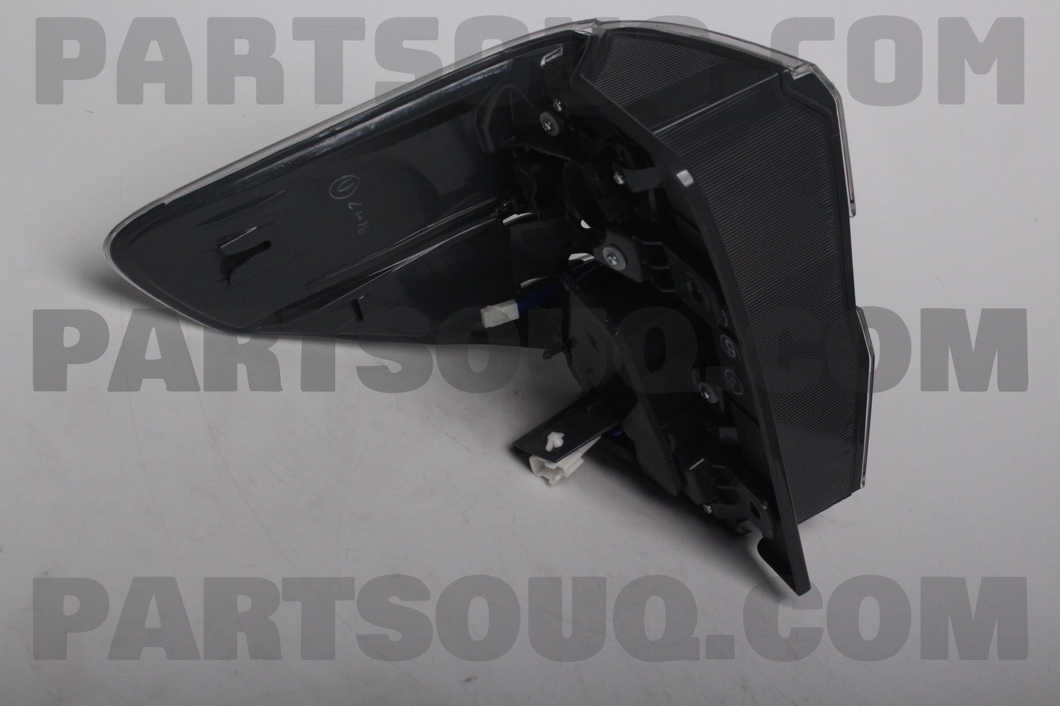 LENS & BODY, REAR COMBINATION LAMP, RH 8155158092 | Toyota Parts | PartSouq