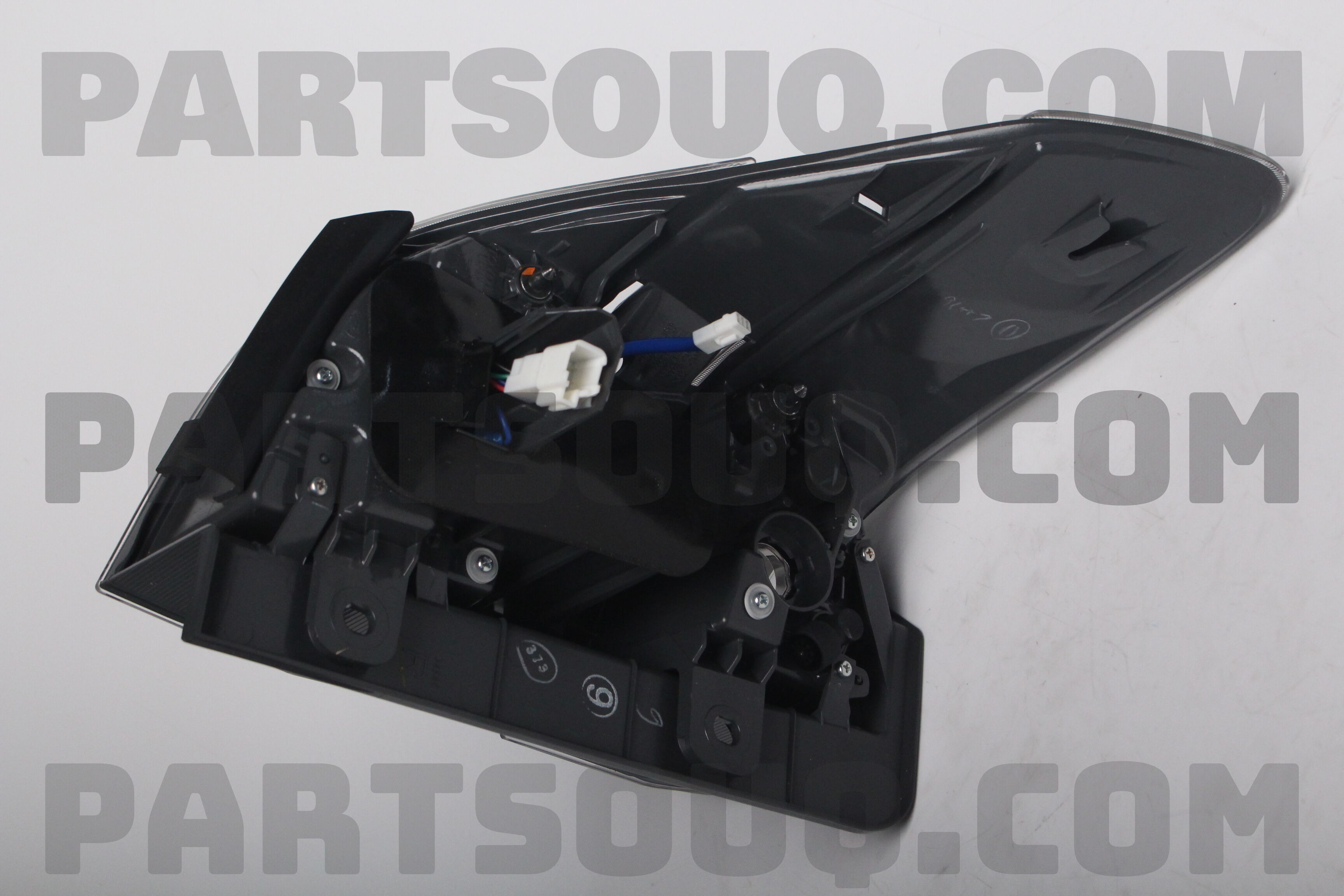 LENS & BODY, REAR COMBINATION LAMP, RH 8155158092 | Toyota Parts | PartSouq