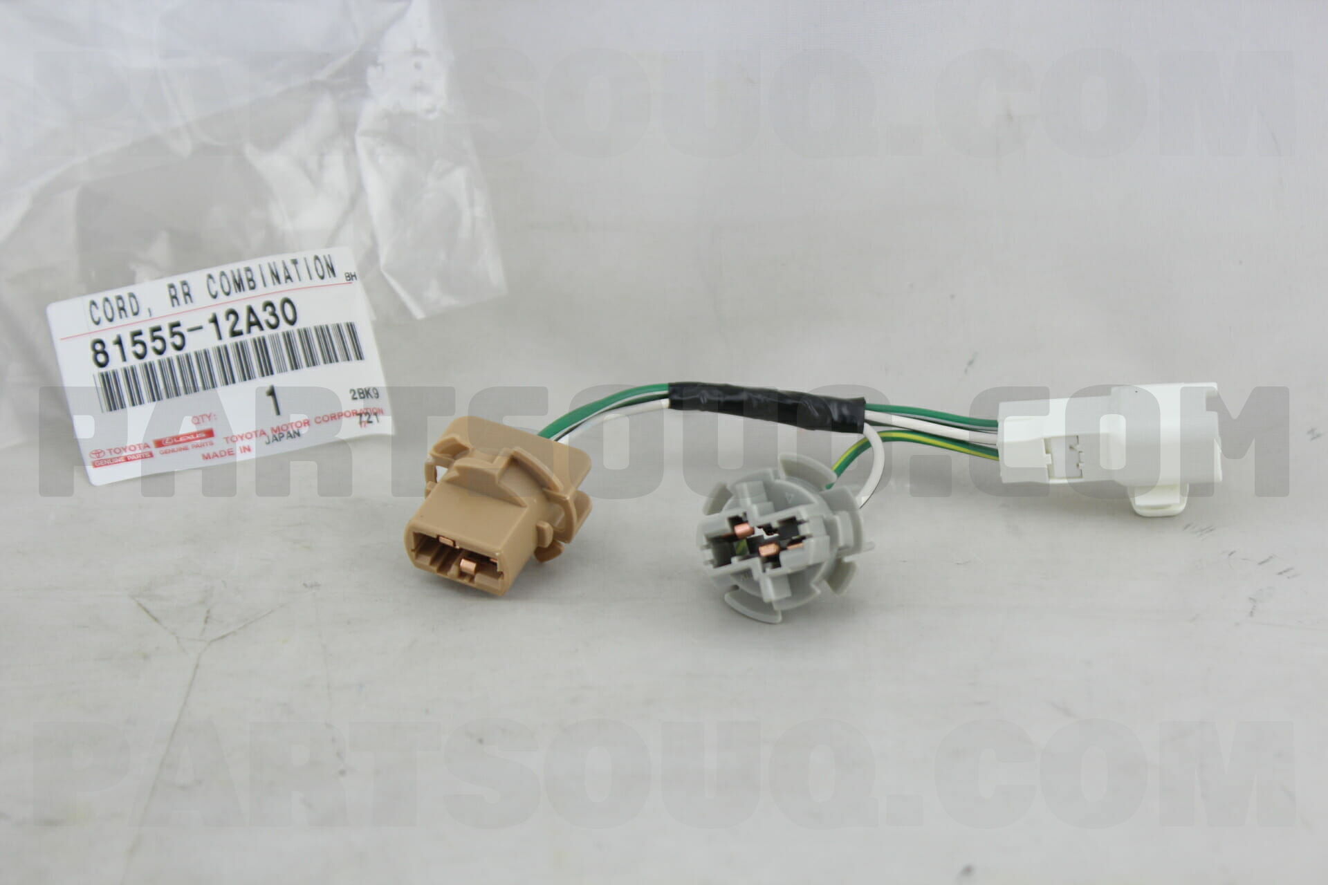 Toyota 81565-33530 Combination Lamp Socket and Wire Sub Assembly 