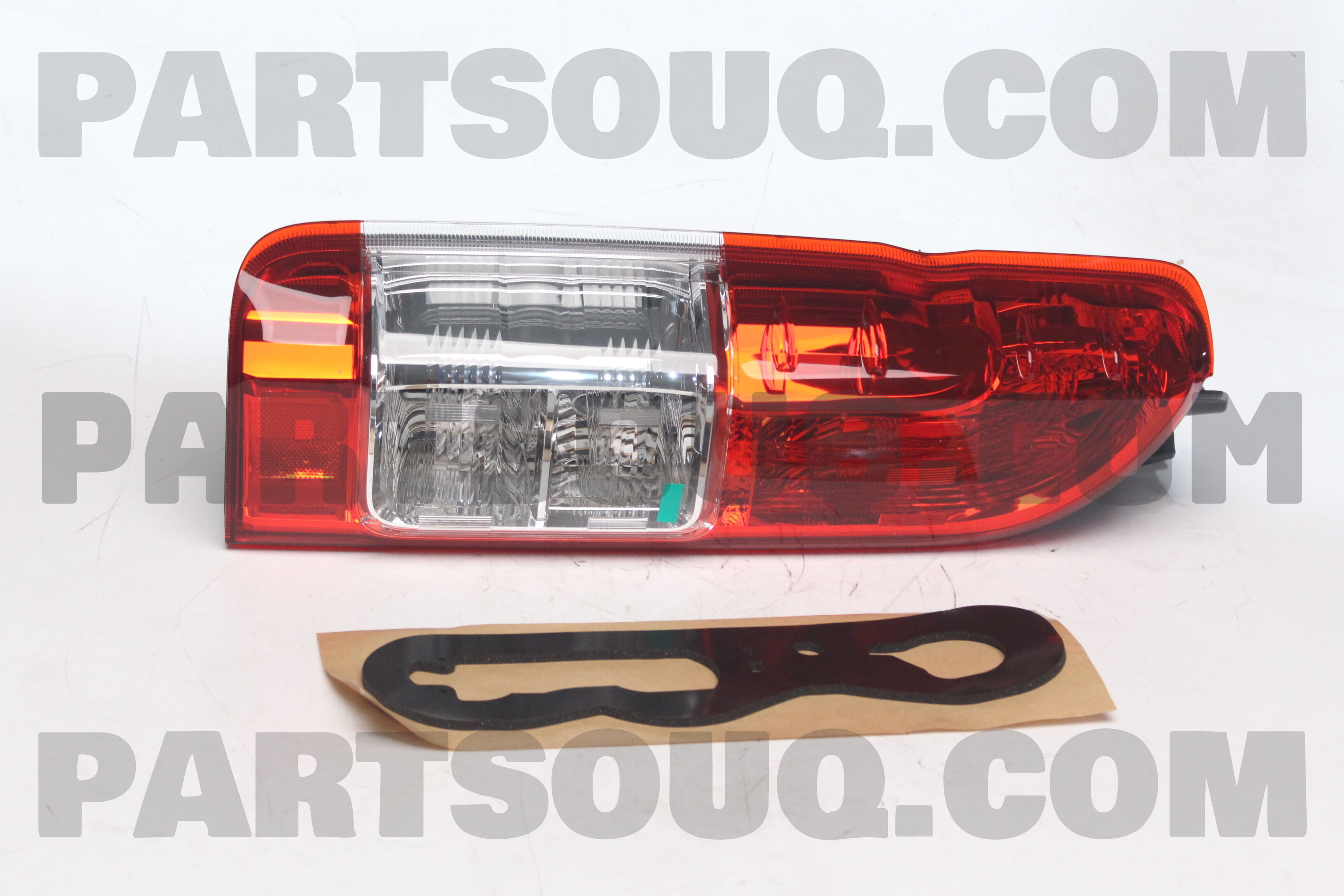 LENS & BODY RR 8156126443 | Toyota Parts | PartSouq
