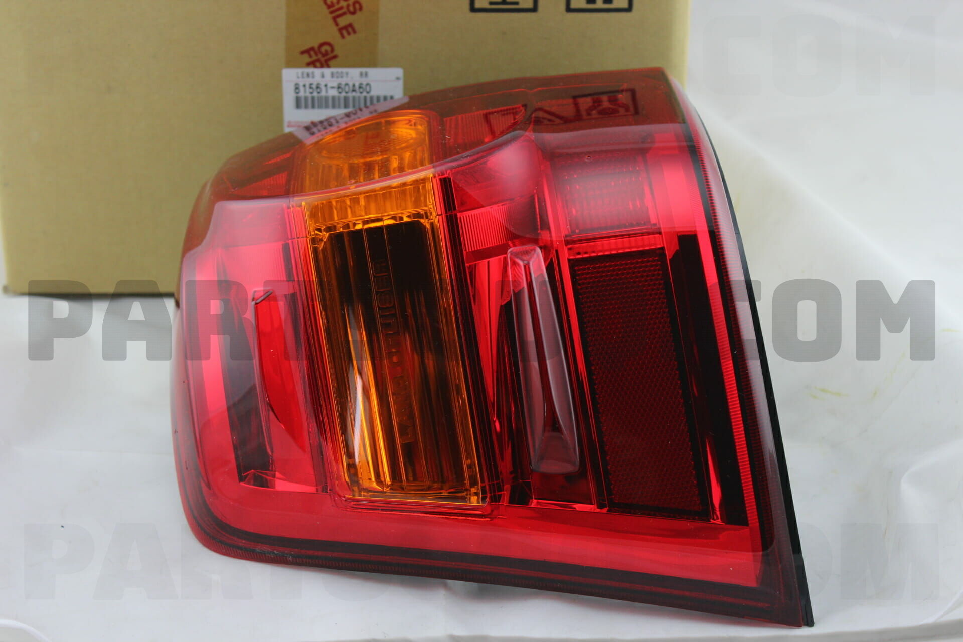 【25％OFF】 LENS & Toyota | 8156160A60 LH LAMP, COMBINATION REAR BODY, ハンドケア・ハンドクリーム