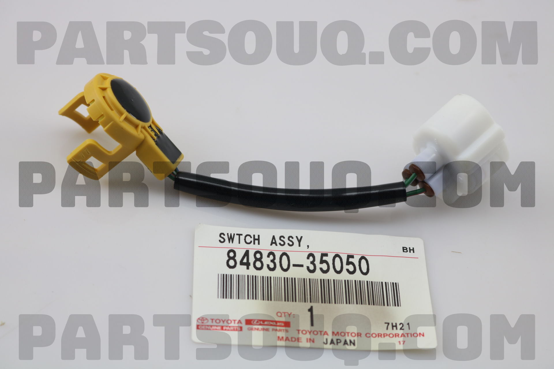 SWITCH, LUGGAGE ELECTRICAL KEY 8494550010 | Toyota Parts | PartSouq