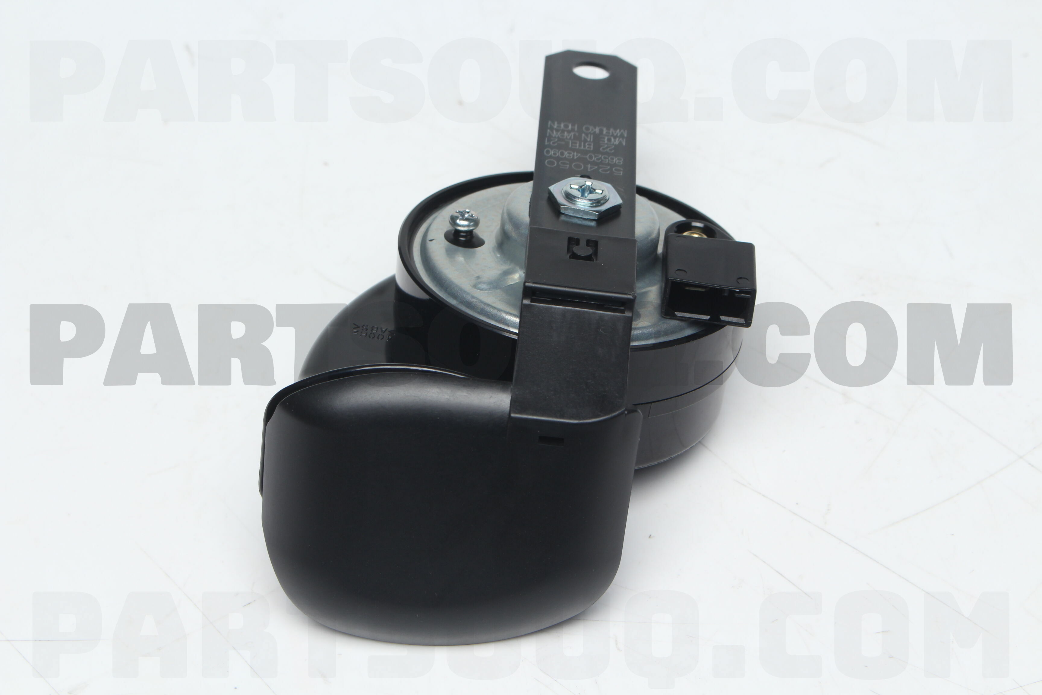 HORN ASSY, LOW PITCHED 8652048090 | Toyota Parts | PartSouq