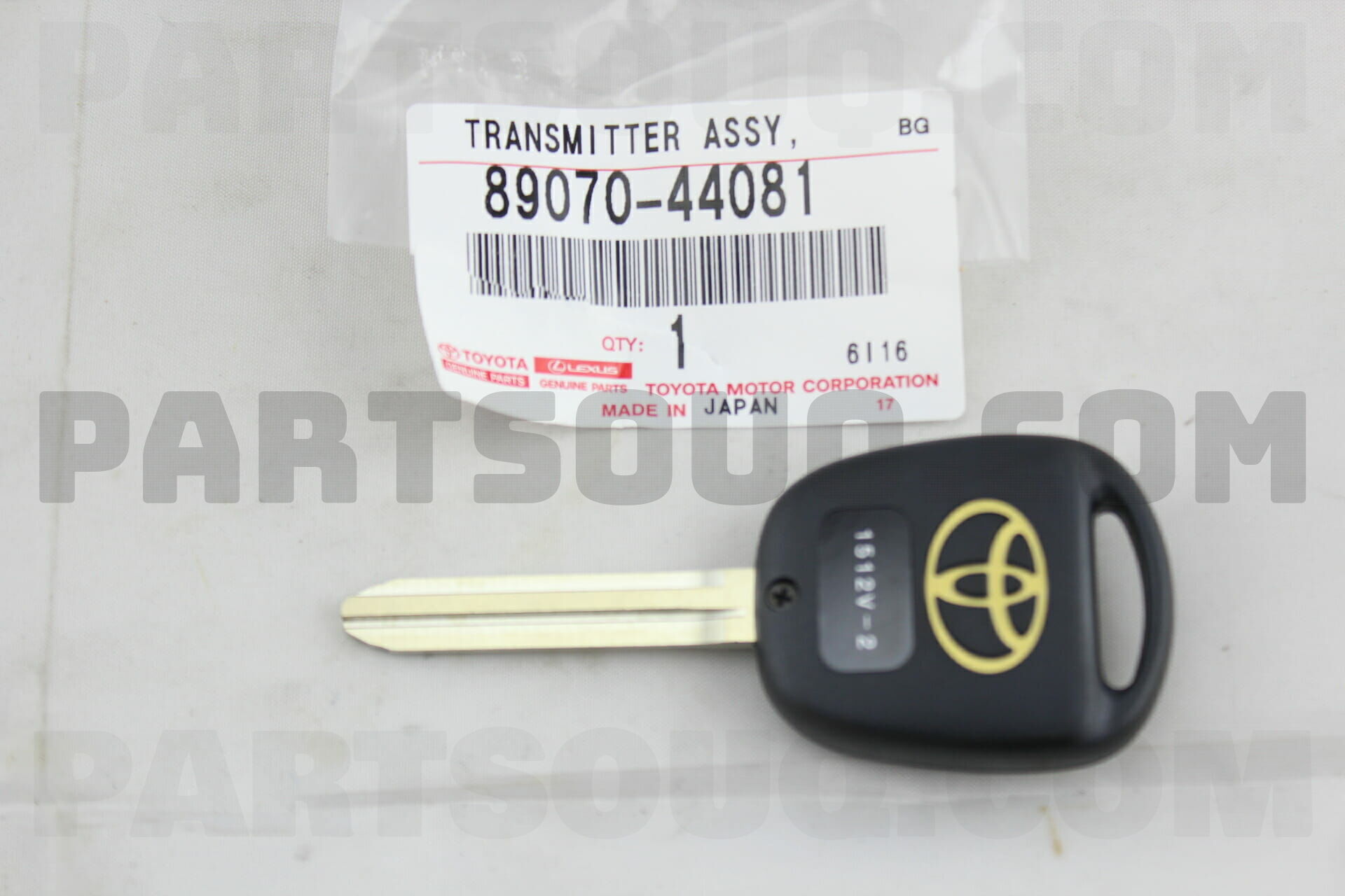 TRANSMITTER ASSY, DOOR CONTROL 8907044081 | Toyota Parts | PartSouq